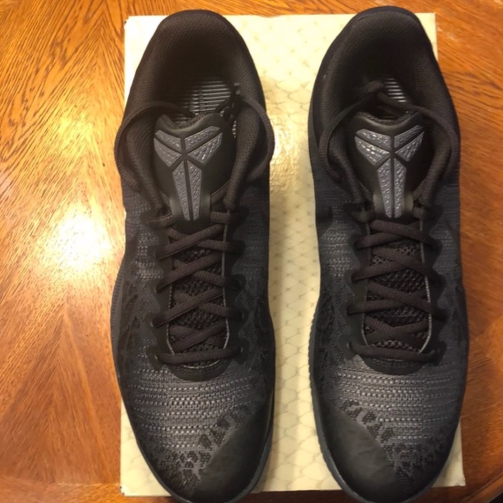 Kobe Bryant Mamba Rage Nike shoes